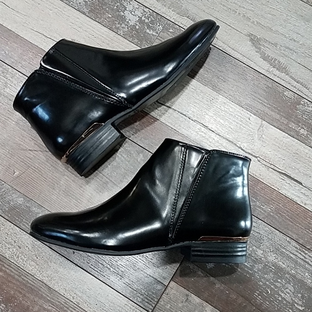 Zara black patent flat ankle booties size 6 - Picture 2 of 5